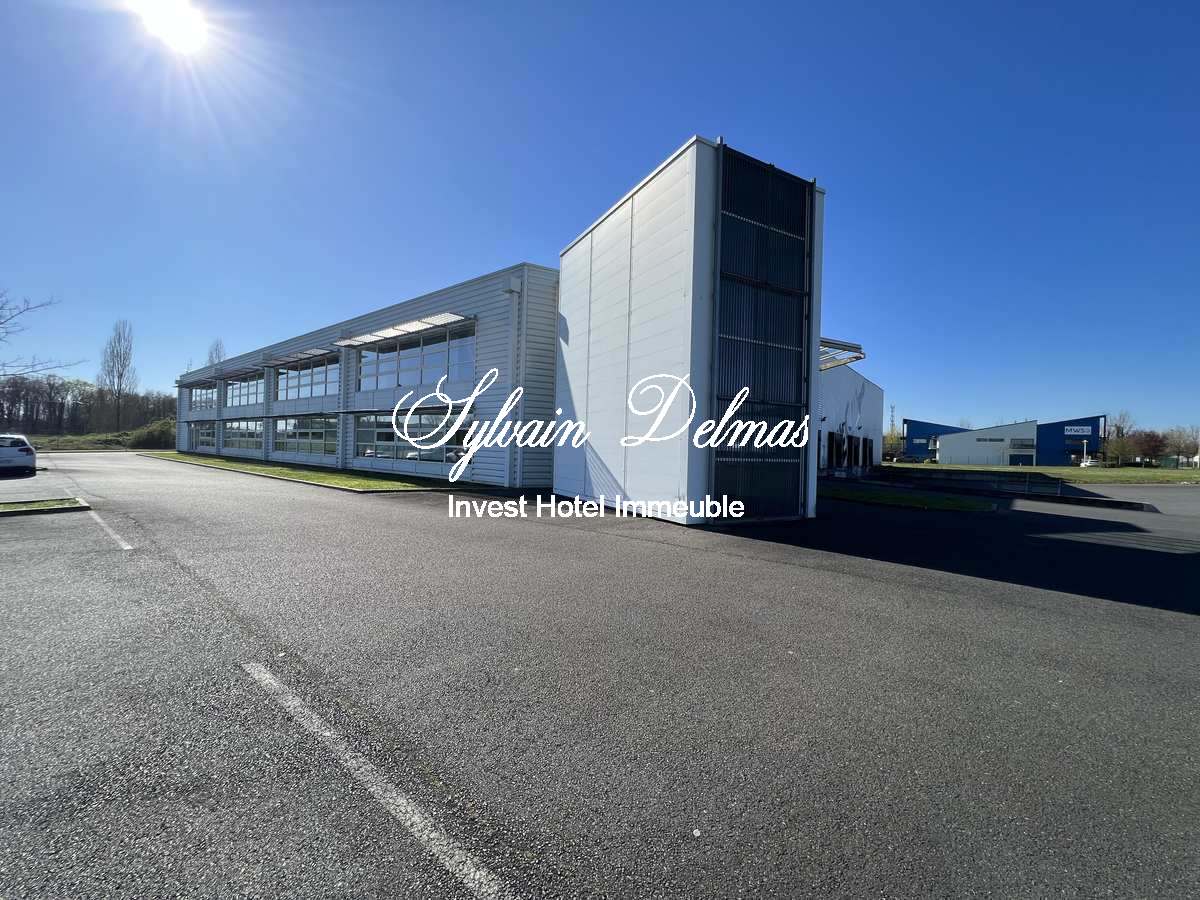LOCAUX  INDSUSTRIELS BUREAUX ET STOCKAGES TOURS SUD