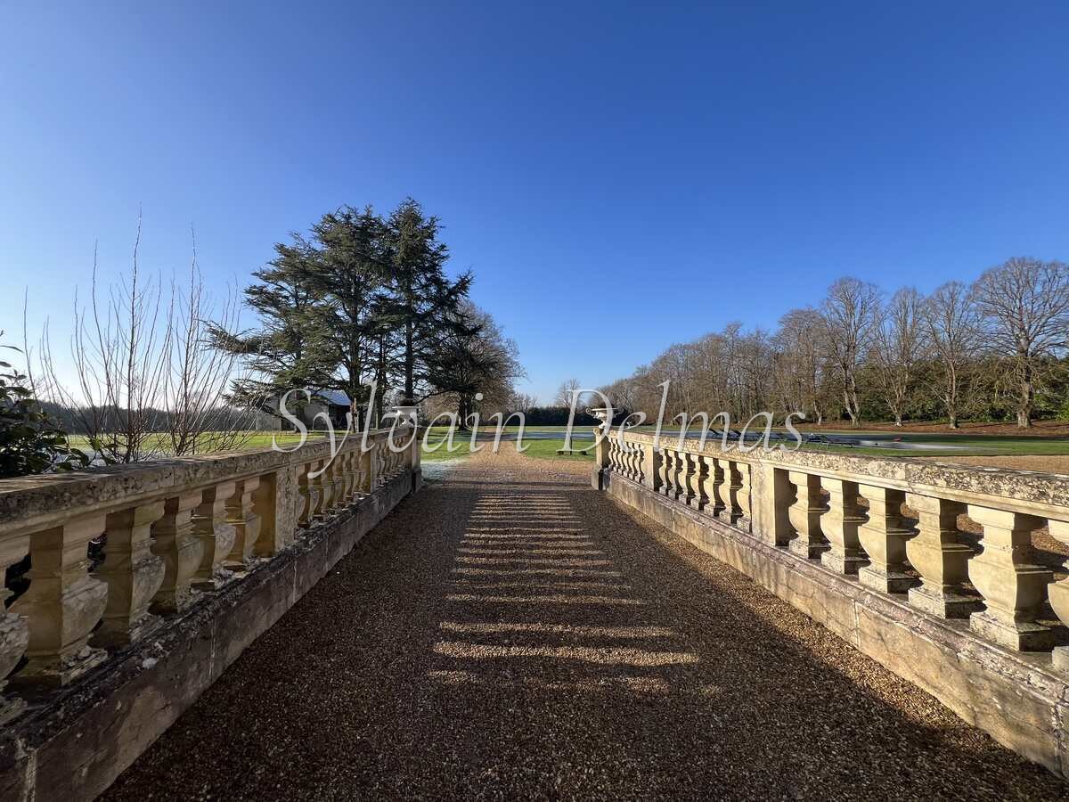 Château historique du XVIII ème à 30 minutes de Tours ancienne demeure de LAFAYETTE