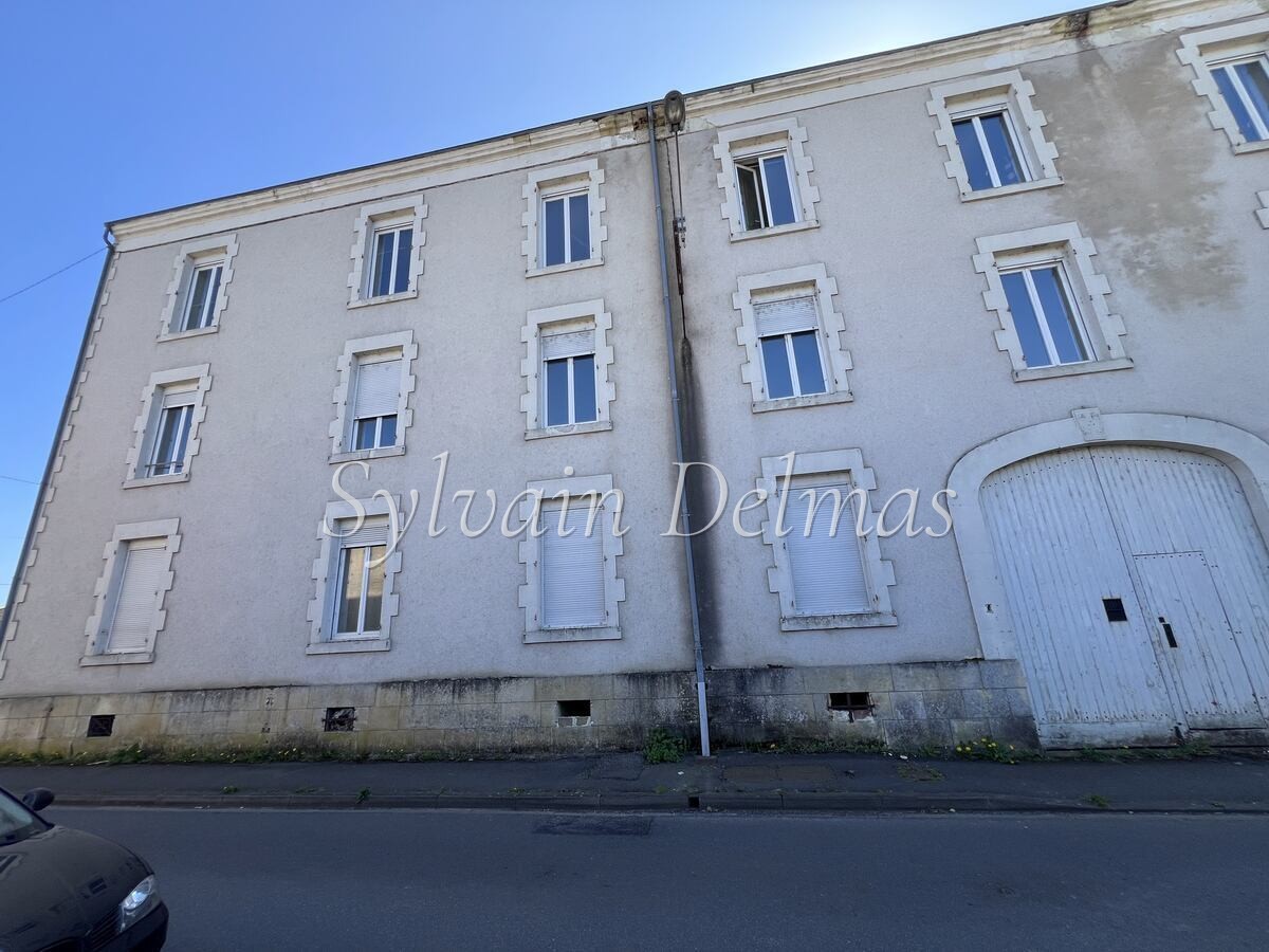IMMEUBLE DE 1700 M2 42 APPARTEMENTS À RESTAURER TOTALEMENT